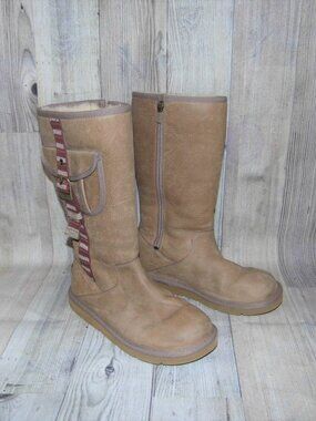 UGG CargoTall Tan Cow Leather/Sheepskin Boots Womens Size 7